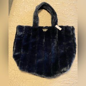 Faux Fur Tote Bag in black